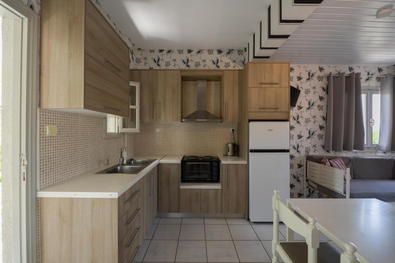 Potamaki Studios & Apartments Stoúpa Esterno foto