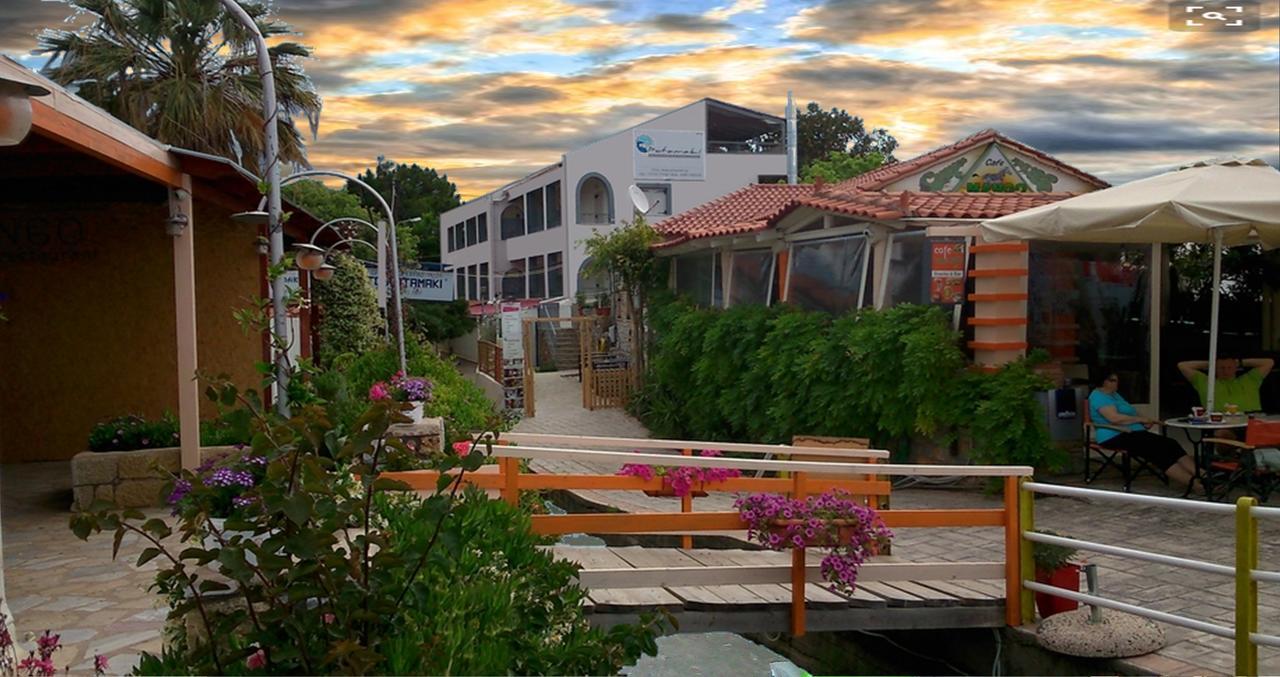 Potamaki Studios & Apartments Stoúpa Esterno foto
